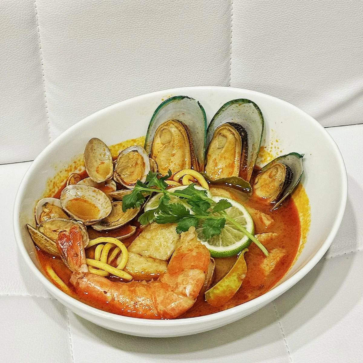 tom yam gong seafood noodle 特色冬阴功海鲜粉